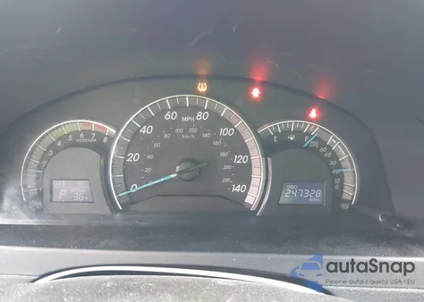 2014 Toyota Camry Se z USA, uszkodzony, nr VIN 4T1BF1FK5EU404493